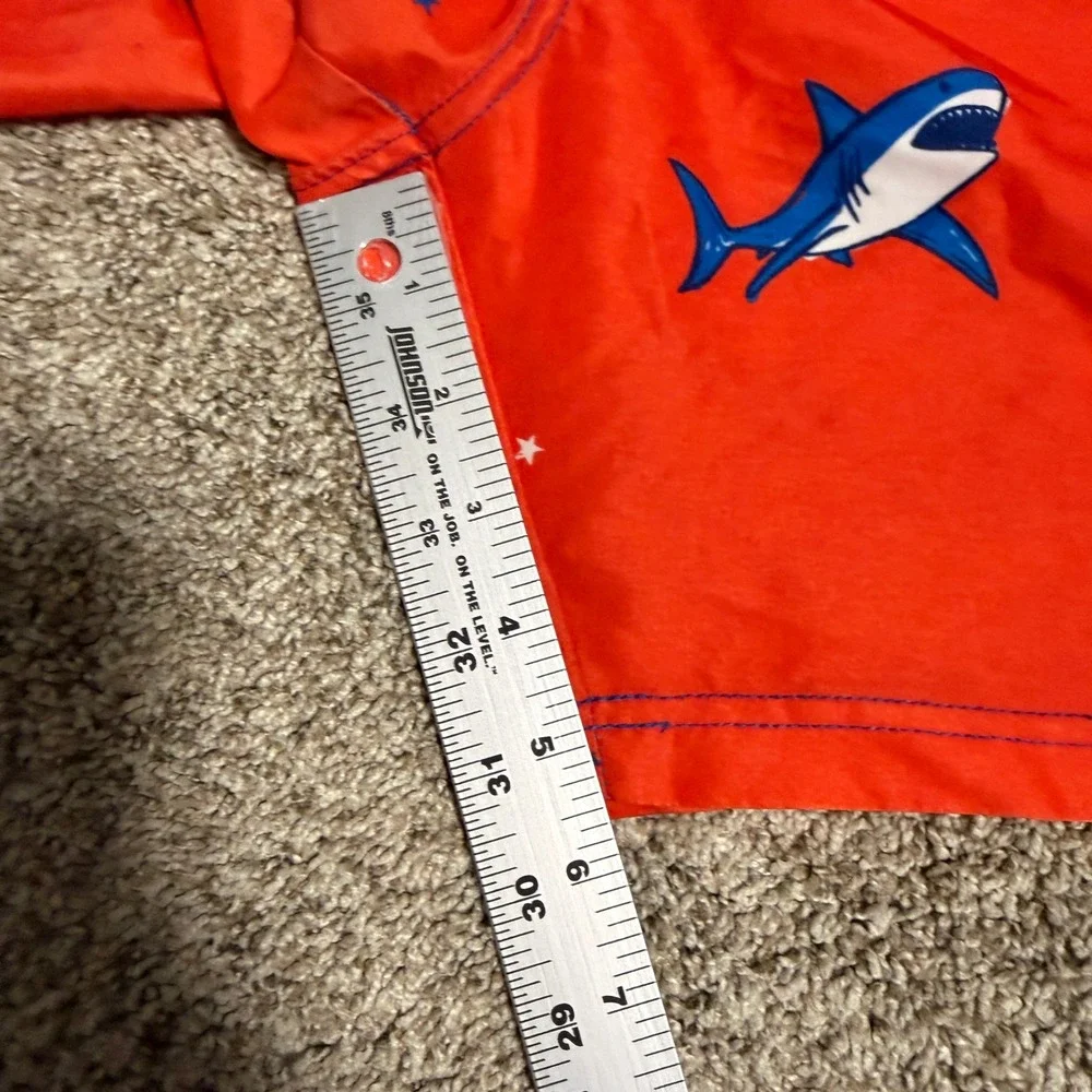 Old Navy Mens Shark Print Swim Trunks Red Blue Mesh Lined Size M 32-34